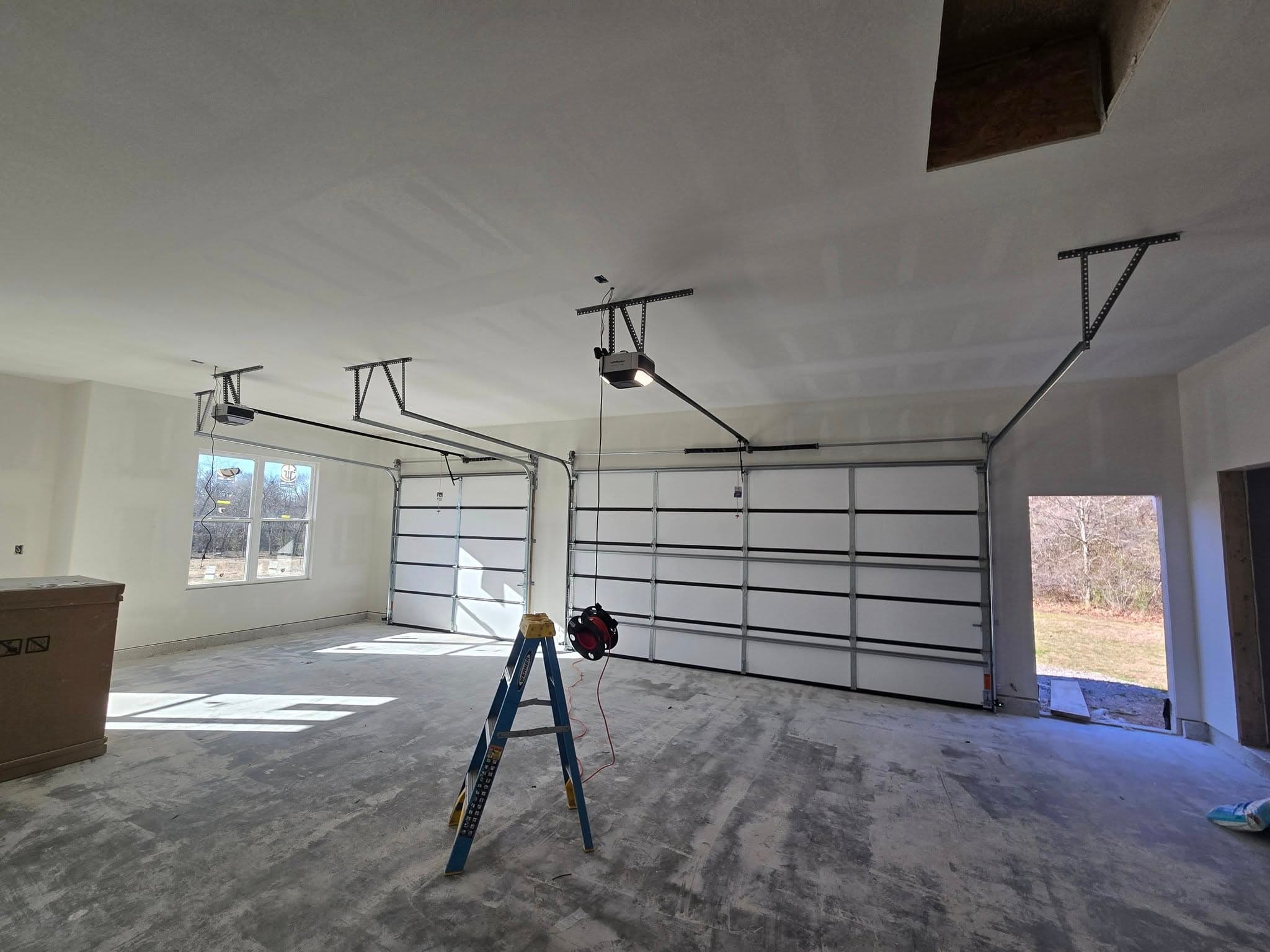 Garage door opener service