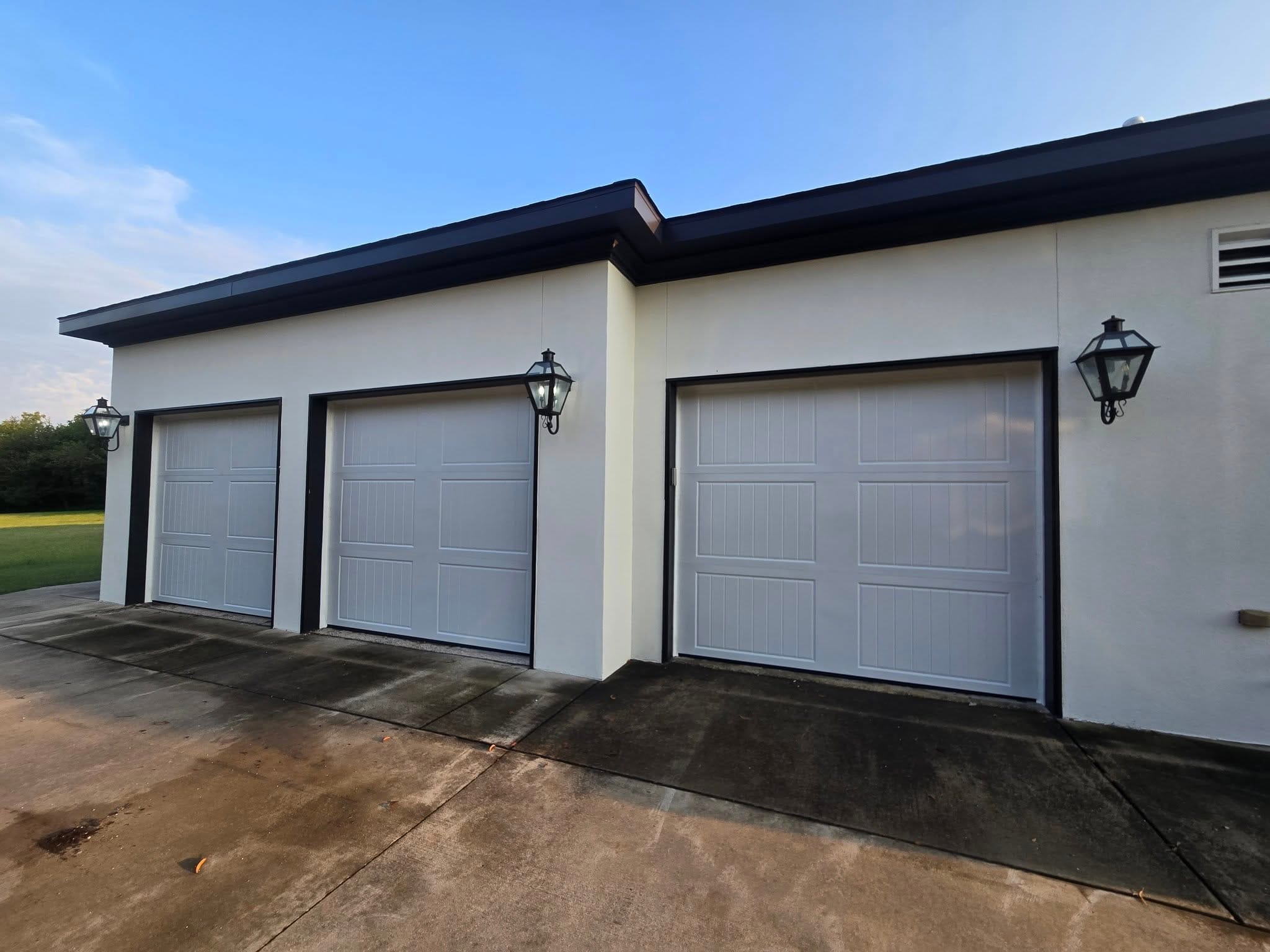Garage door style 7 — ODST Overhead Doors Northwest Arkansas